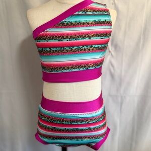 Wild Arrows Apparel two piece set, child size 6, brand new with tags